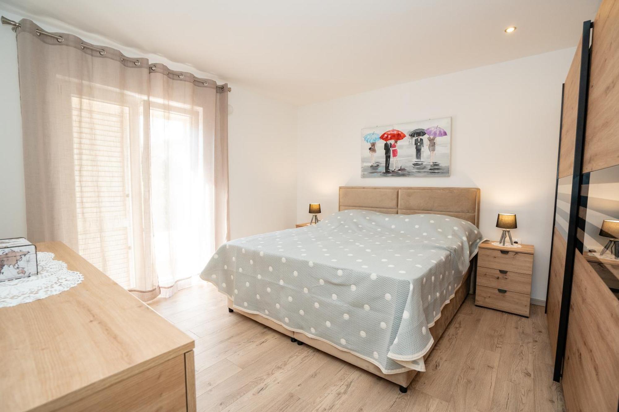 Tomulic Apartment