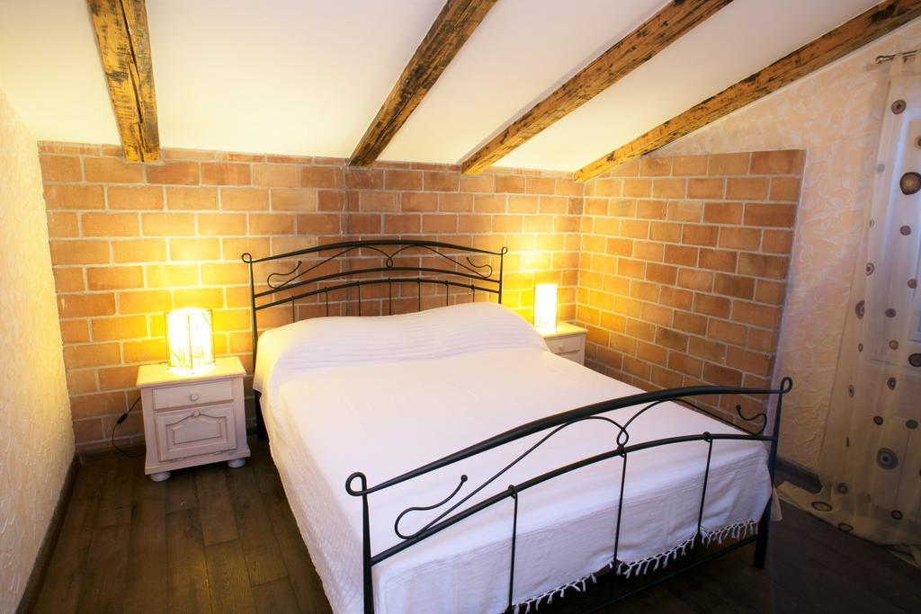 Apartment Tomulic Novalja