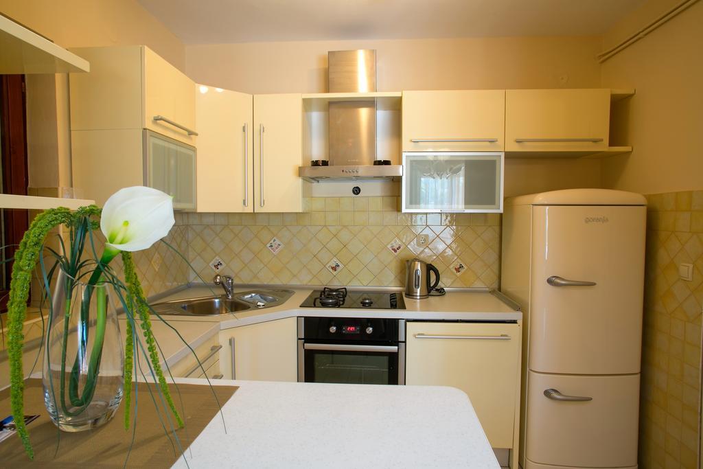 Apartment Tomulic *